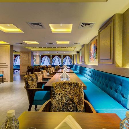 Mumbai House Hotel Juhu 外观 照片