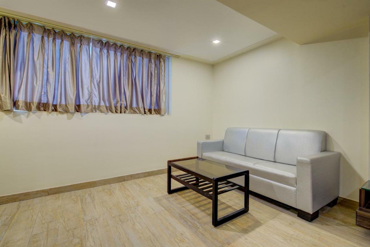 Mumbai House Hotel Juhu 外观 照片